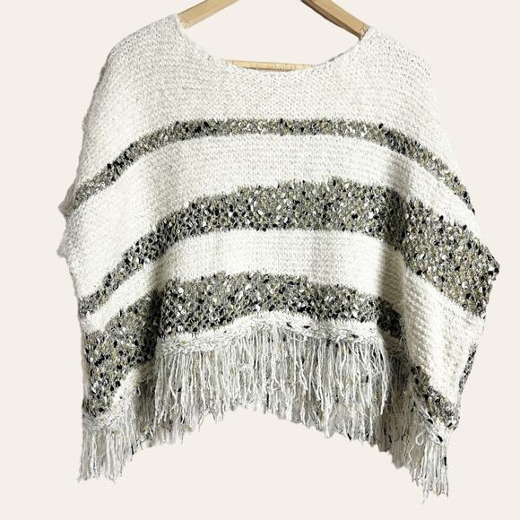Anthropologie MOTH New Fringe Cream Metallic Oversized Poncho Sweater Size XS - Picture 1 of 8